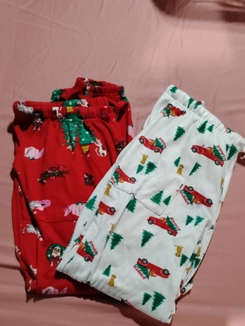 Women’s Holiday Pajama Pants - Red & White Christmas Print
